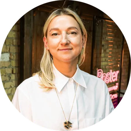 Саша та Настя Варава